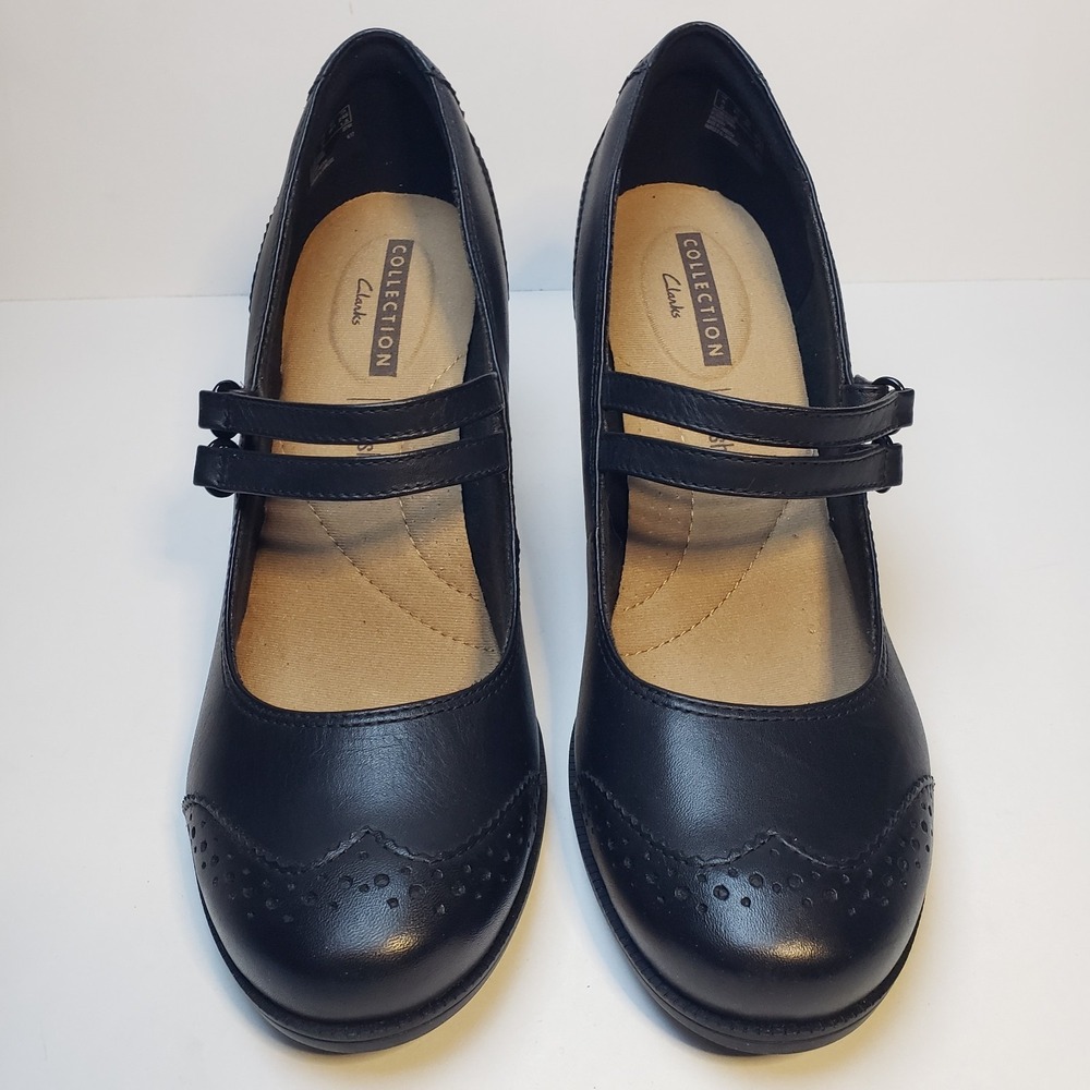 CLARKS Claeson Tilly Mary Jane Wing Tip Pumps Black Leather Block Heels Size 8.5